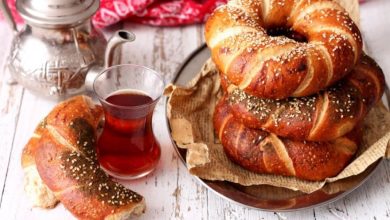 Kahvaltıda simit ve poğaça kilo aldırır mı? Simit mi poğaça mı daha kalorili? Poğaça çeşitleri kalorileri